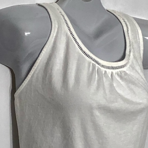 OLD NAVY white summer top sleeveless - Picture 8 of 10